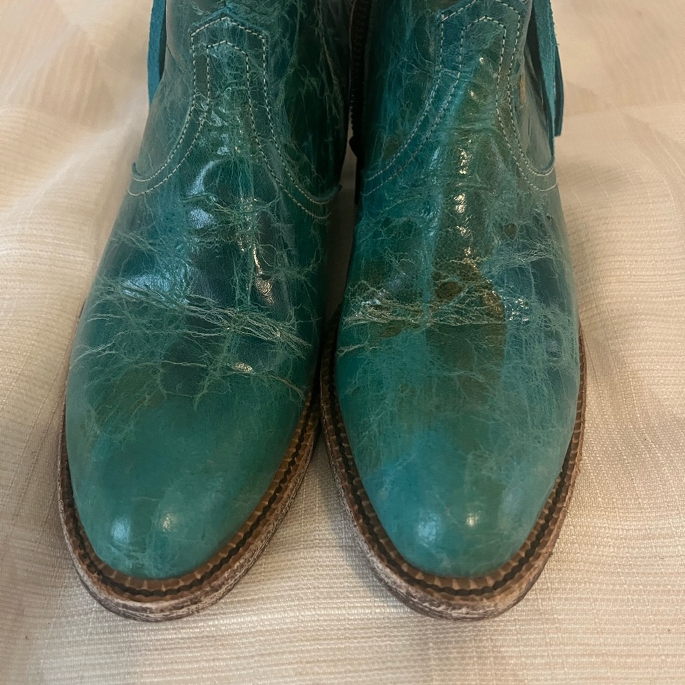 Ferrini Fringe Turquoise Booties 9B - Picture 3 of 8